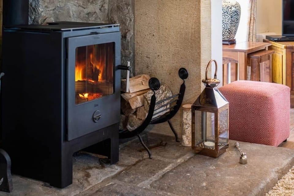 Unlimited logs throughout your stay.