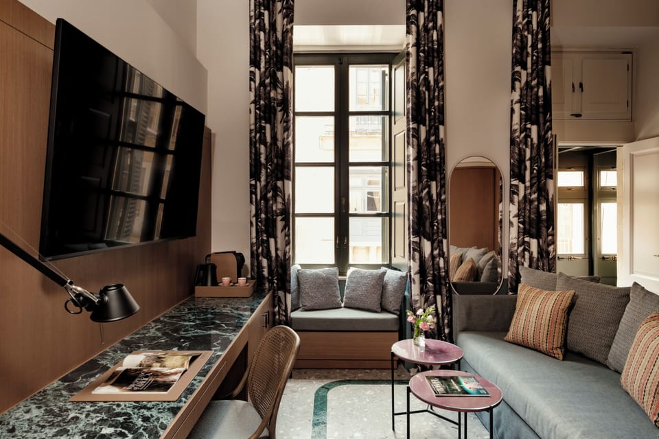 Grand Suite (Nobile) | Premium bedding, minibar, in-room safe, desk