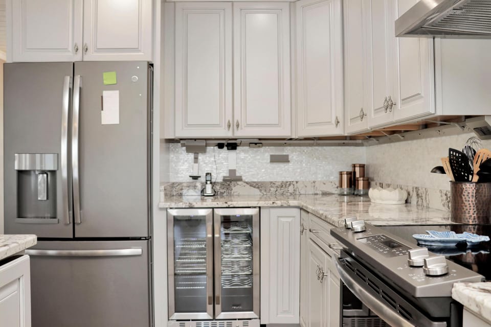 House, Multiple Beds (Pelican Way) | Private kitchen