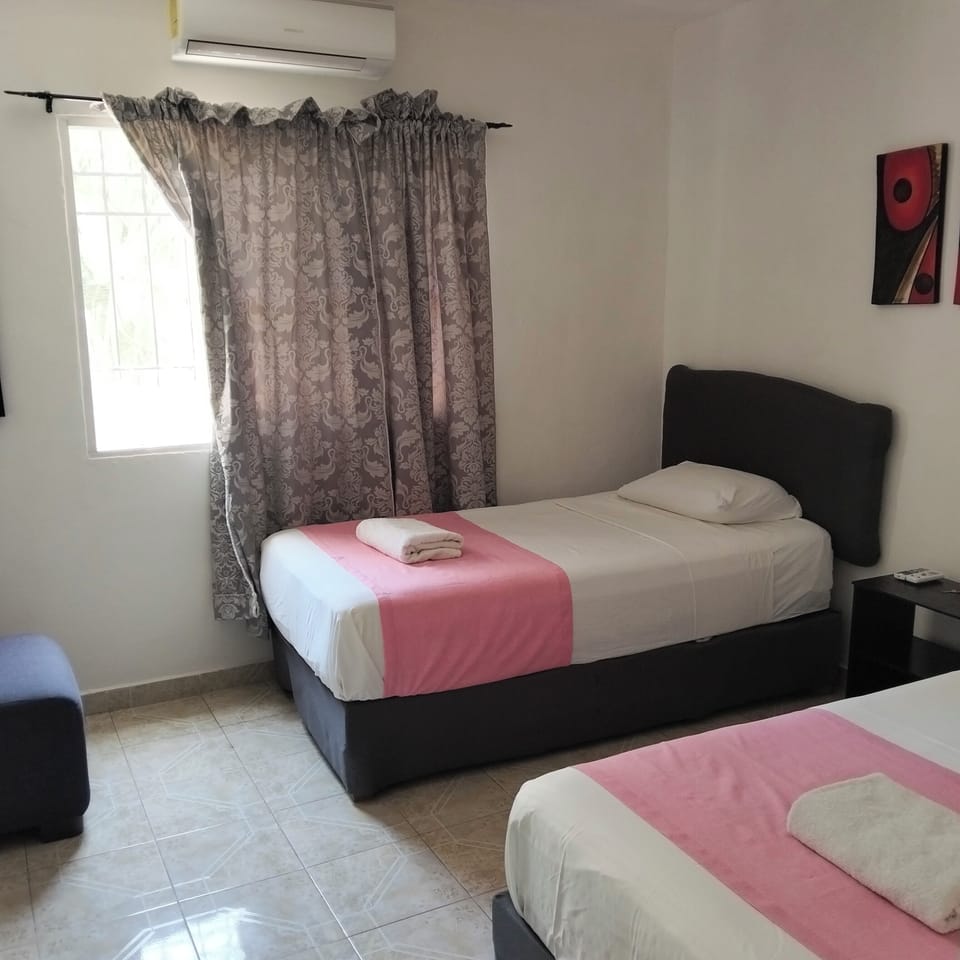 Standard Double or Twin Room | Iron/ironing board (on request), WiFi (free)