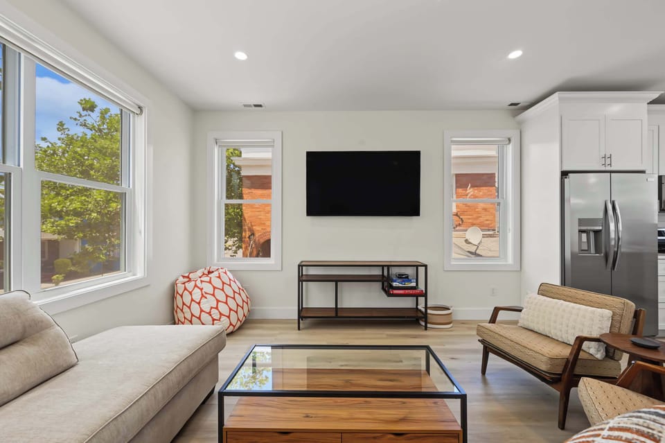 Smart TV with streaming capabilities