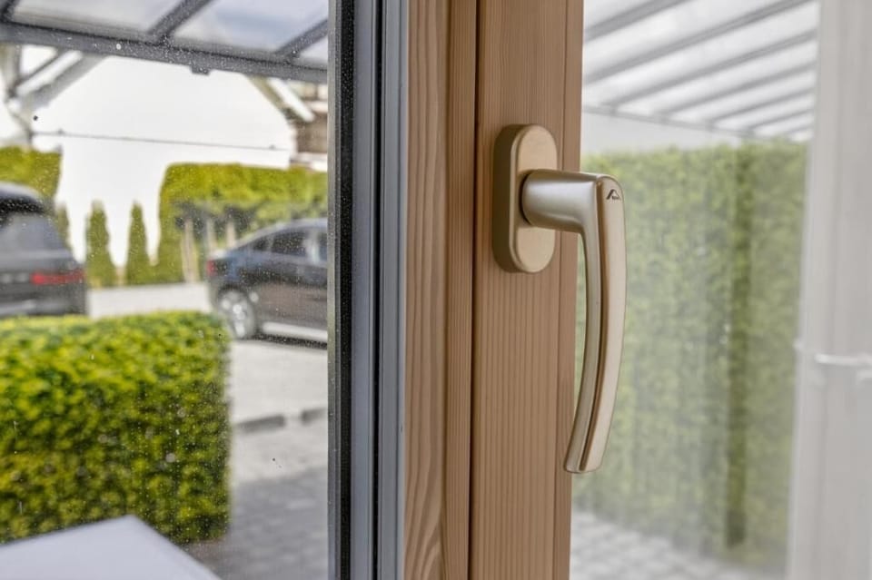 Superior Suite, Patio, Garden View | Interior