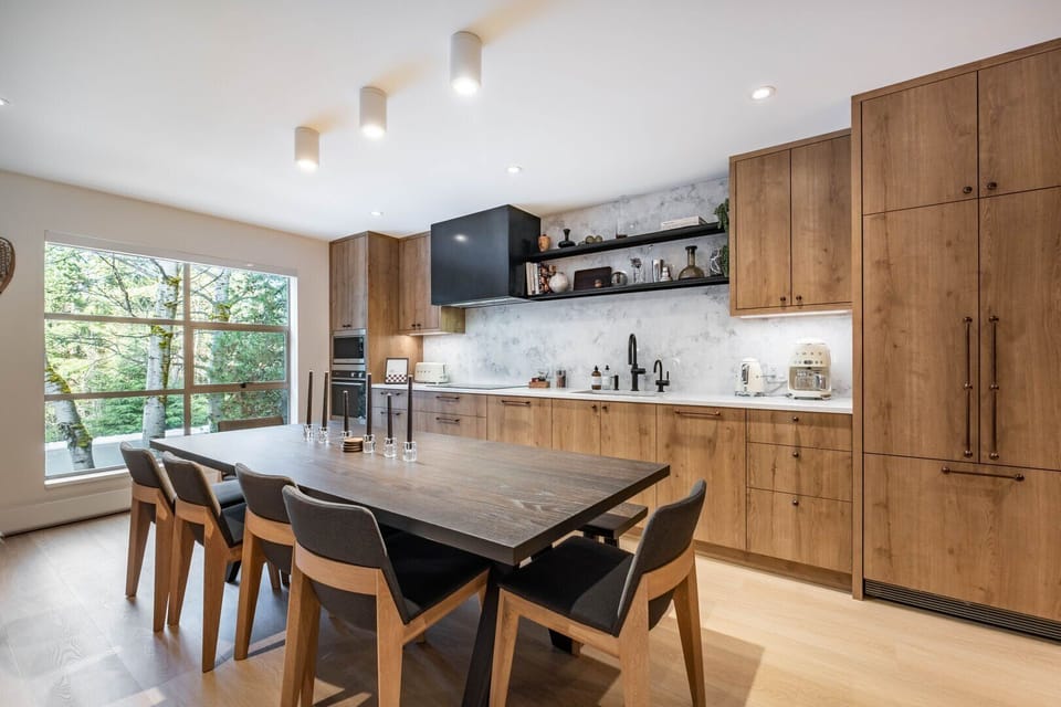 Dining and kitchen area
