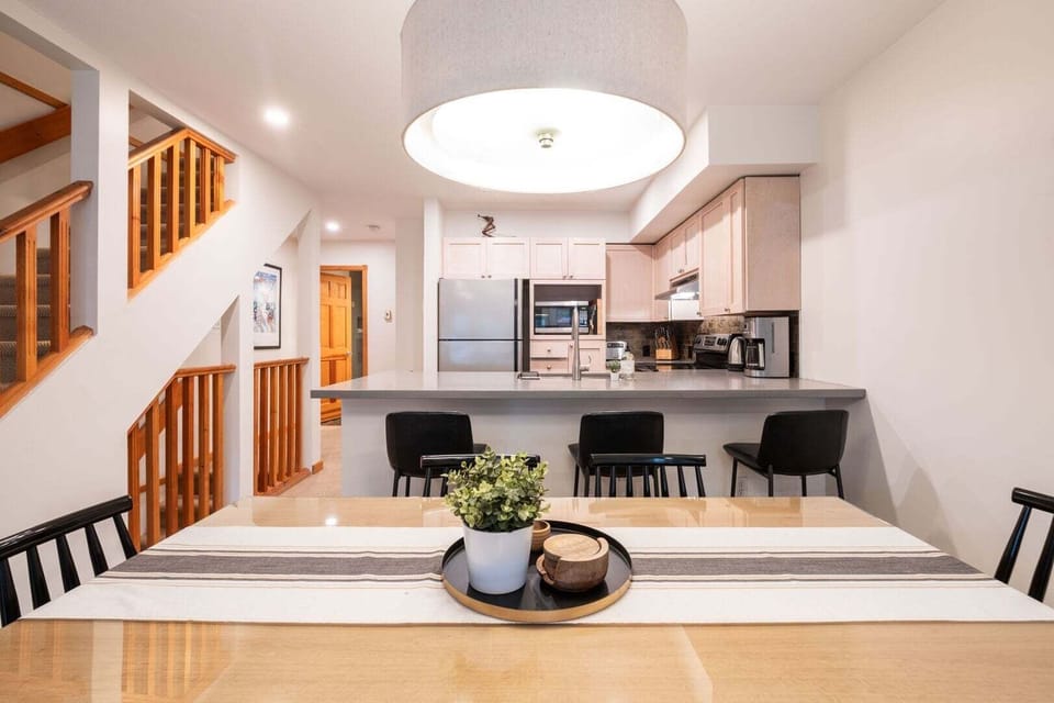 Dining and kitchen area