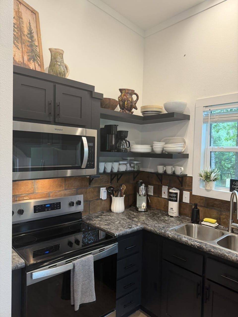 Compact kitchen with open shelving