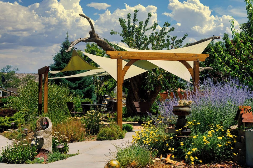 Veranda Garden