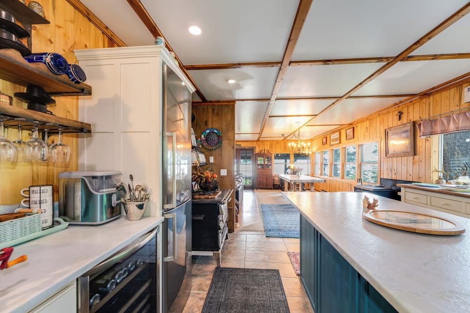 Kitchen. | Main House