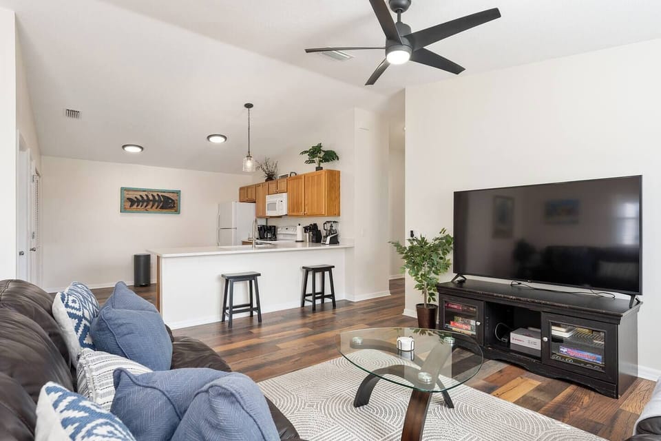 Enjoy a Movie on you Large smart TV