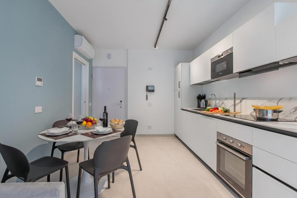 Kitchen and dining area