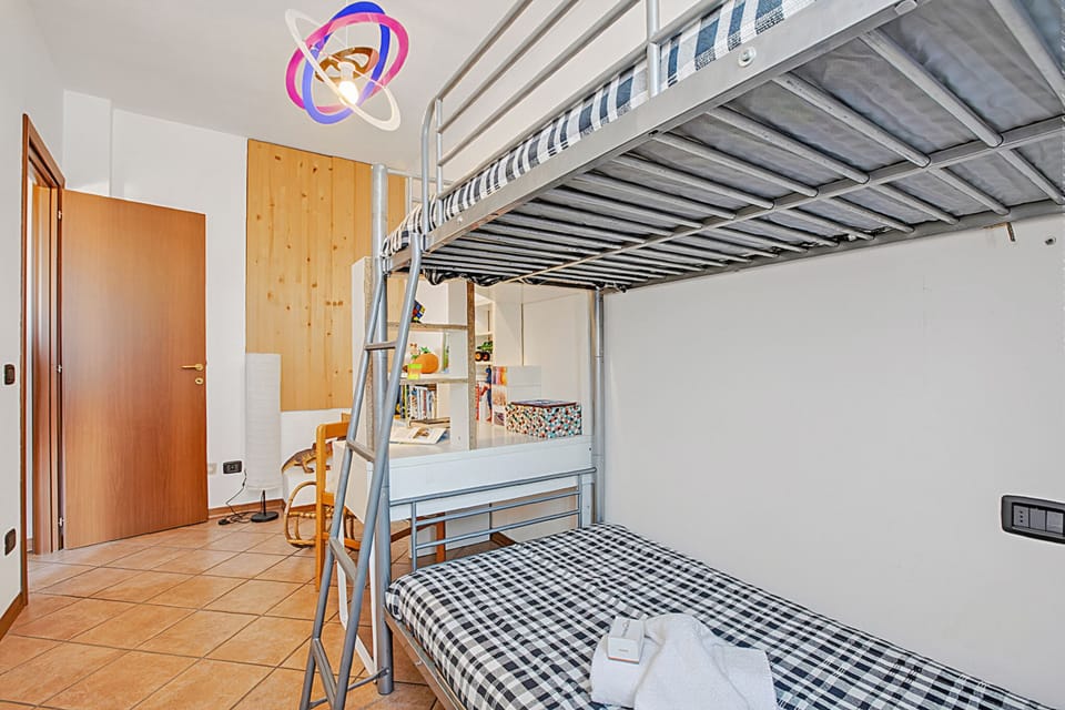 Bunk Bed
