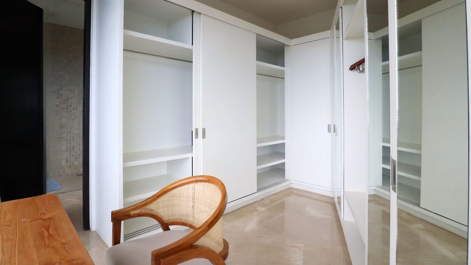 Villa, 6 Bedrooms, Ocean View | Wardrobe