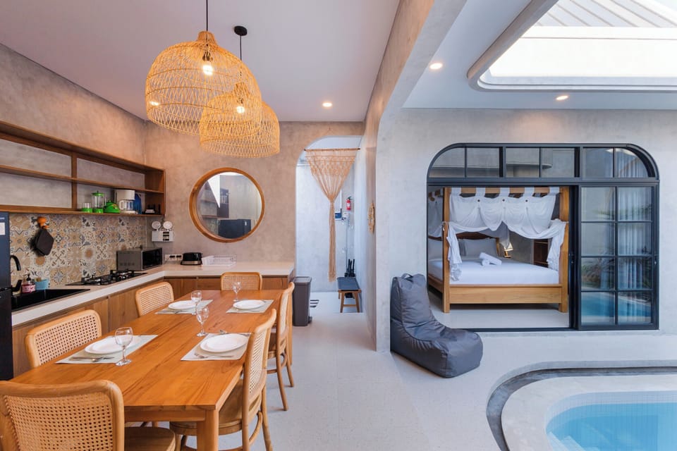 Villa | Dining room