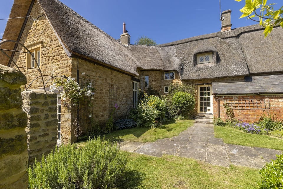 The Green Garden - StayCotswold