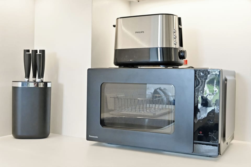 Apartment, Balcony | Microwave