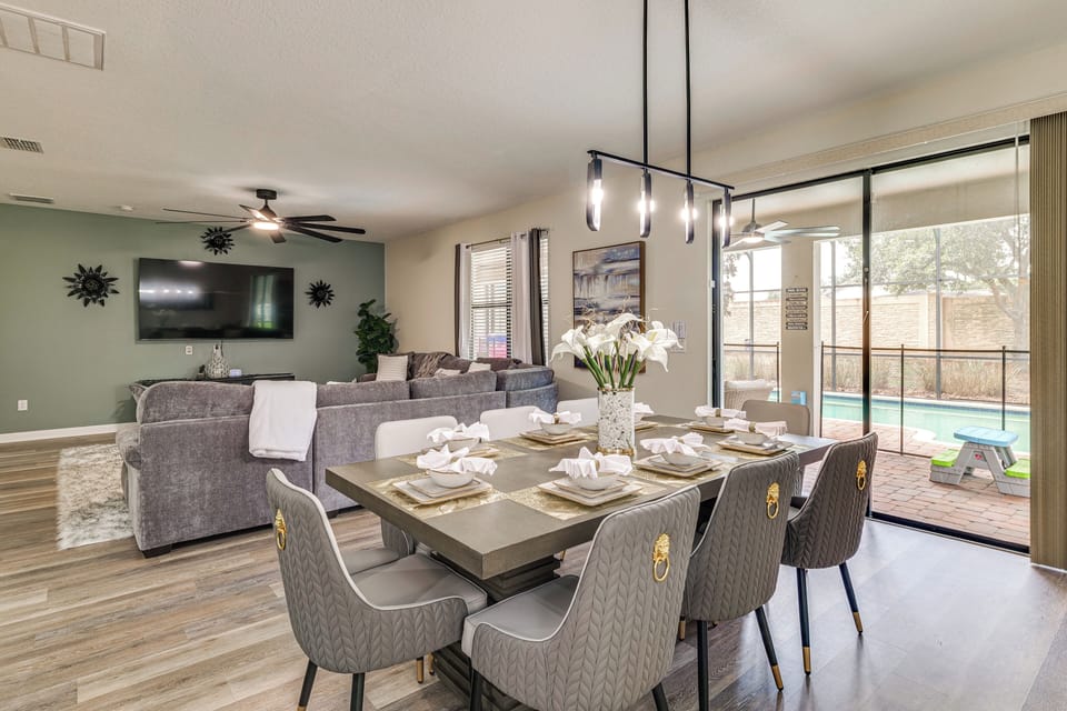 Dining Area | 1st Floor
