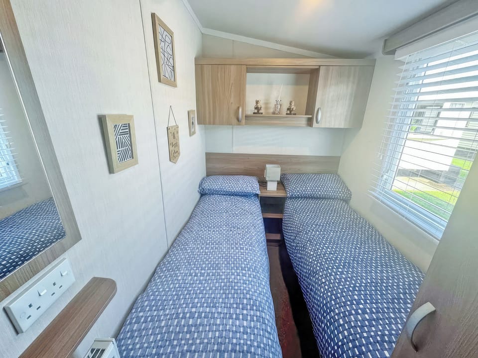 Twin bedroom | Swift Loire - North Wales Holidays, Towyn