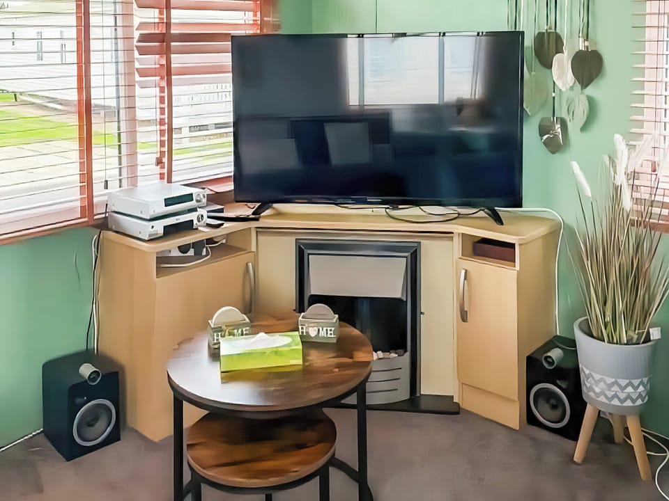 Open plan living space | Swift Retreat, Skegness
