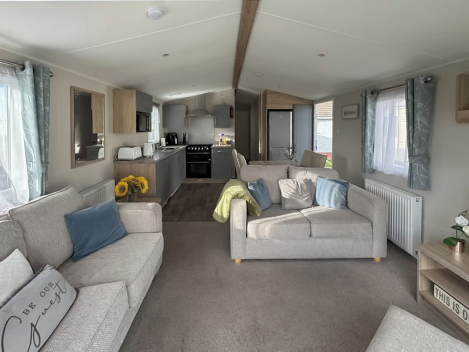 Open plan living space | Willerby Malton - North Wales Holidays, Towyn