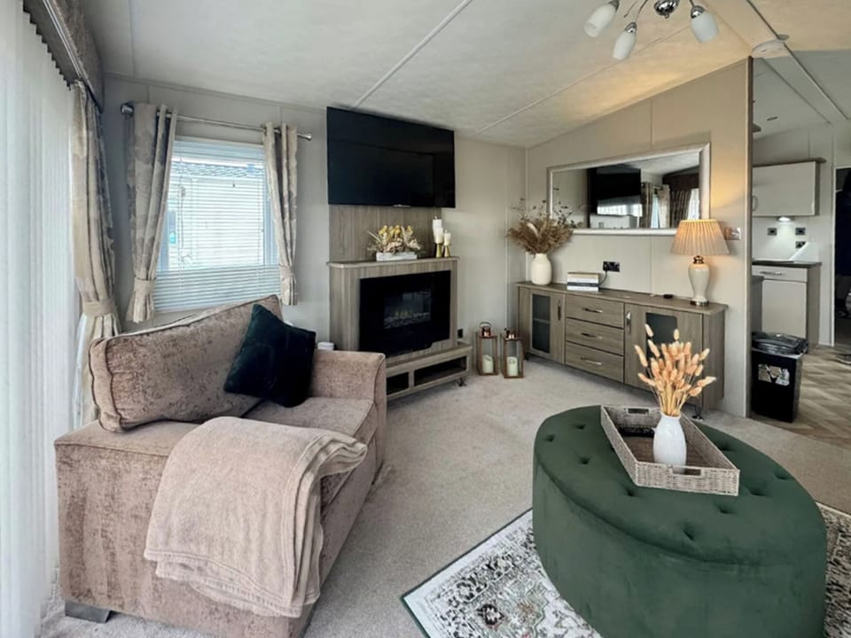 Open plan living space | Delta Superior 2 - North Wales Holidays, Towyn