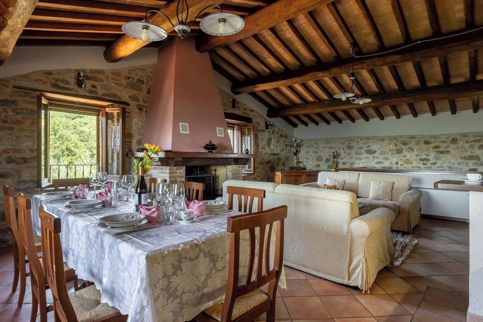 Autumn, Kitchen, Living Room, Spring, Summer