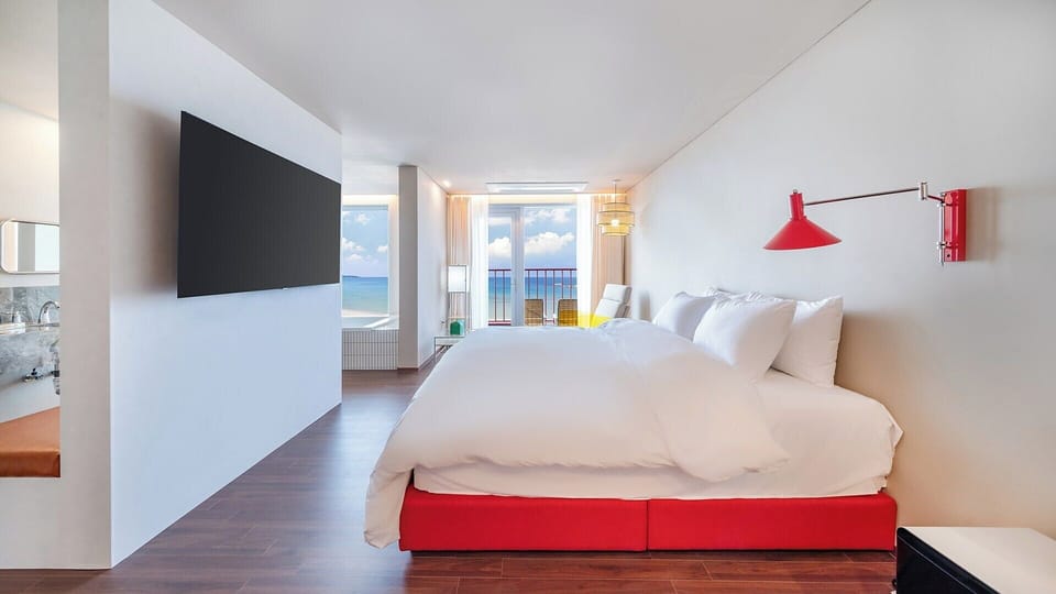 Superior Double Room, Balcony, Ocean View | Down comforters, memory foam beds, WiFi (free), individually decorated