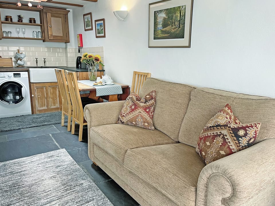 Living area | Mole Cottage - Henwood Holidays, Liskeard