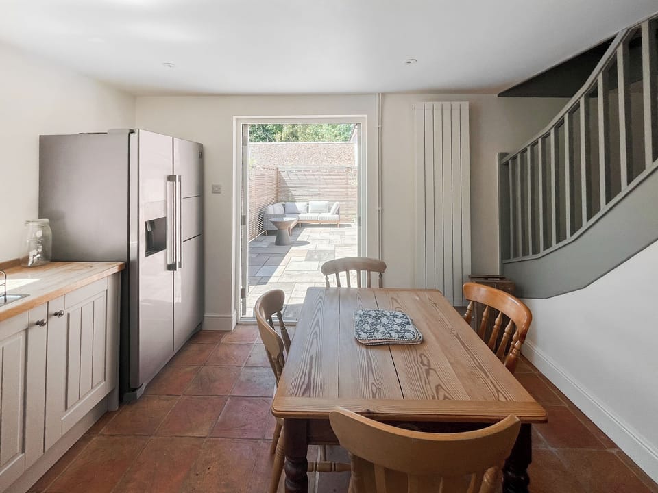Kitchen/diner | The Cottage, Chelsworth