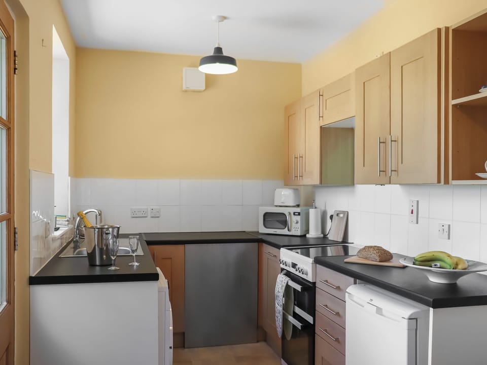 Kitchen | Rose Cottage - Teasses Holidays, Leven
