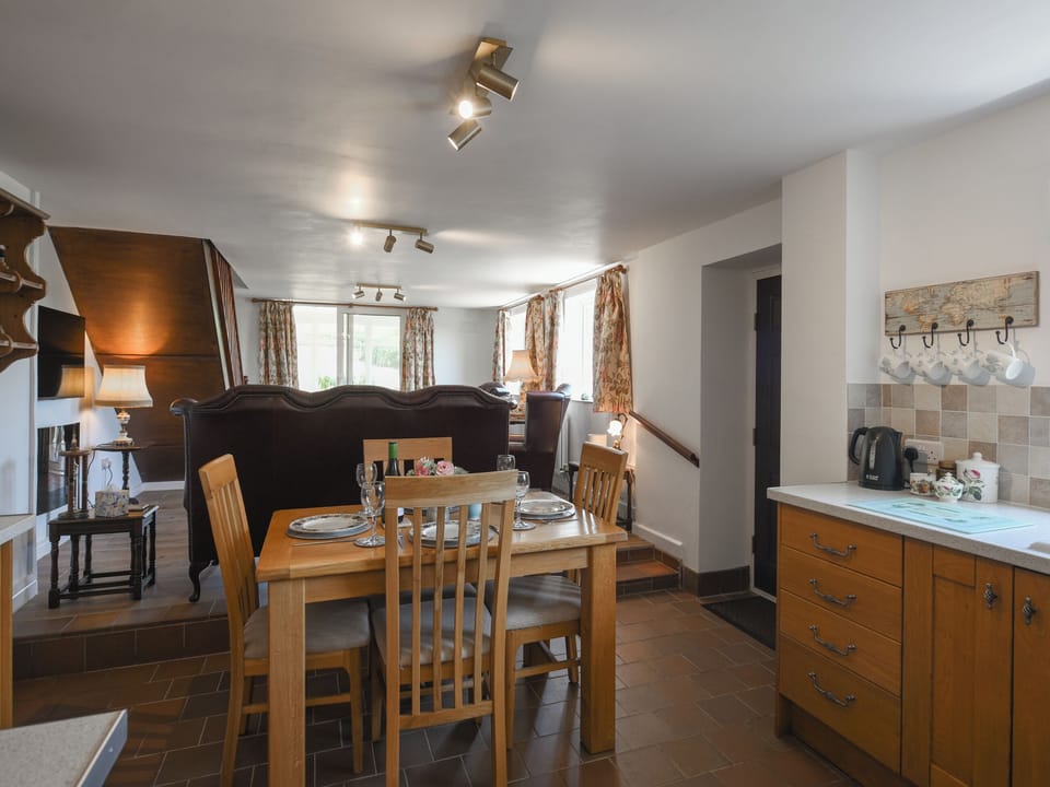 Kitchen/diner | Offa&rsquo;s Dyke Cottage, Oswestry