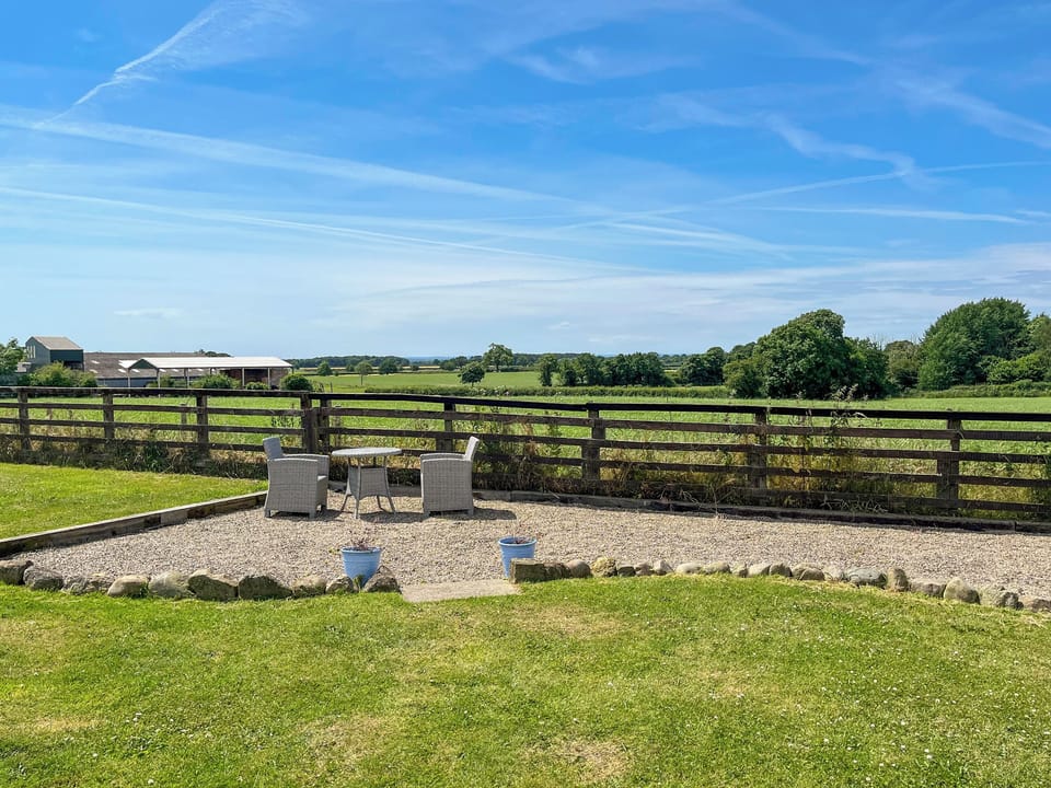 Sitting-out-area | Greenfield, Easingwold