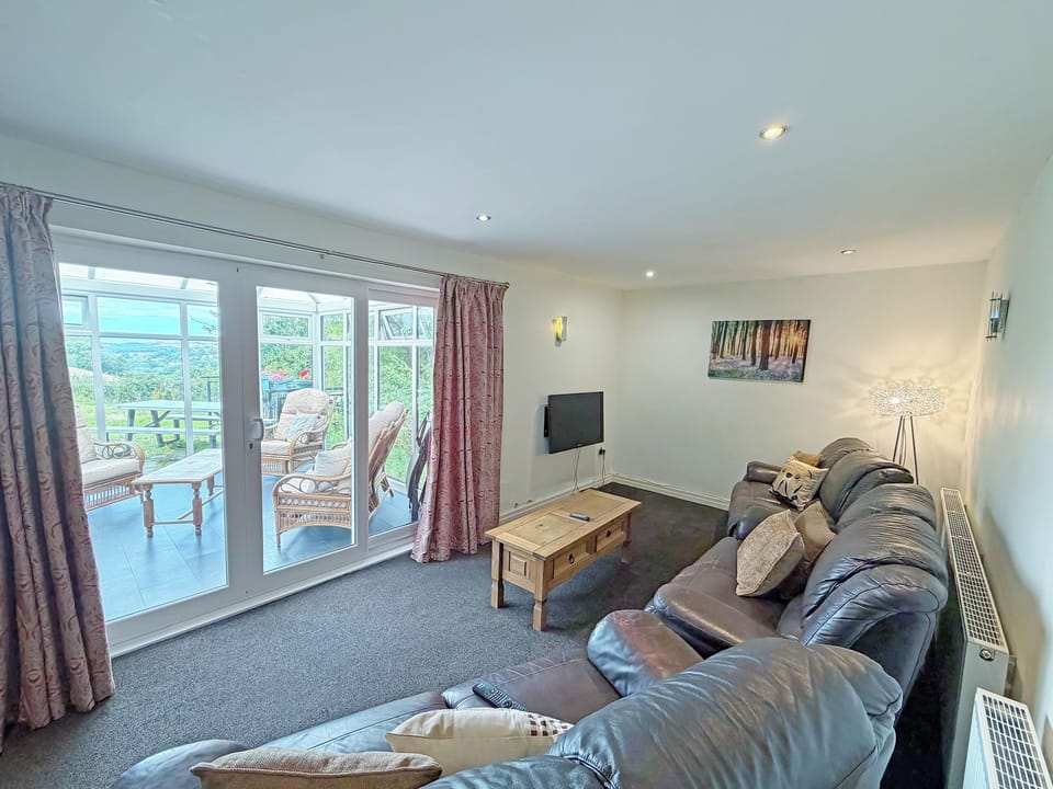 Sitting room | Hendre Aled Farmhouse, Llanssannan