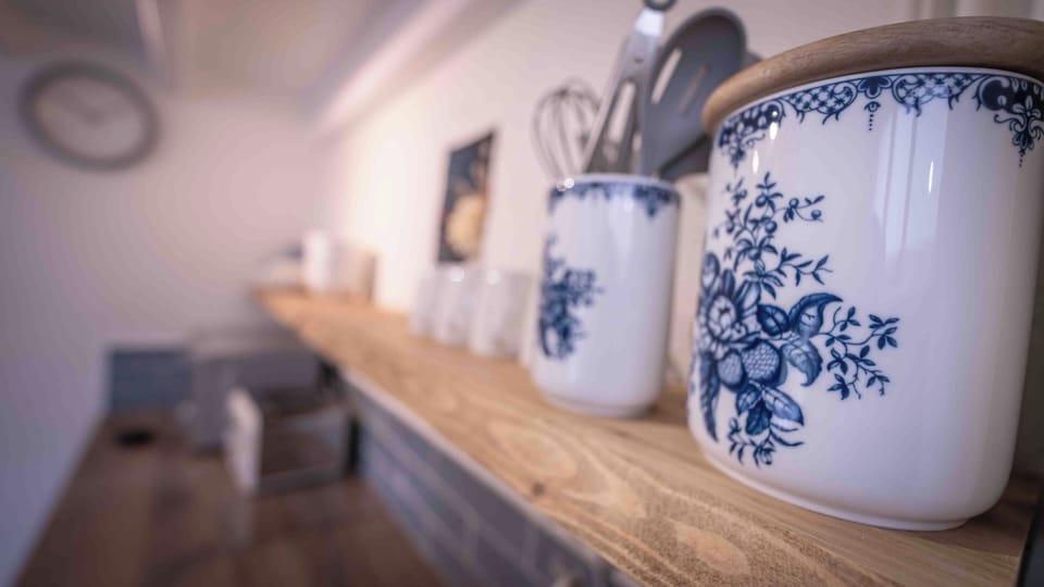 Cottage | Interior