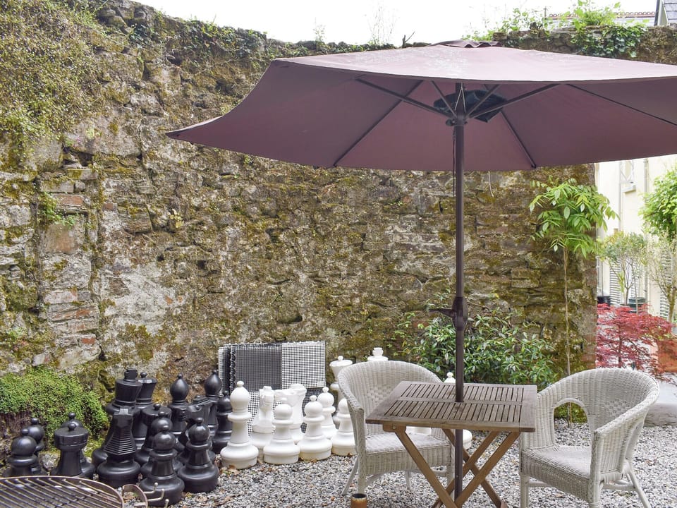 Sitting-out-area | Chapel Annex, Wadebridge