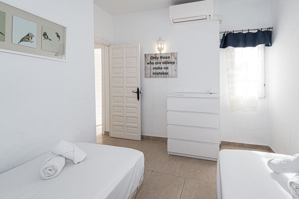 2 bedrooms, cribs (free), bed sheets