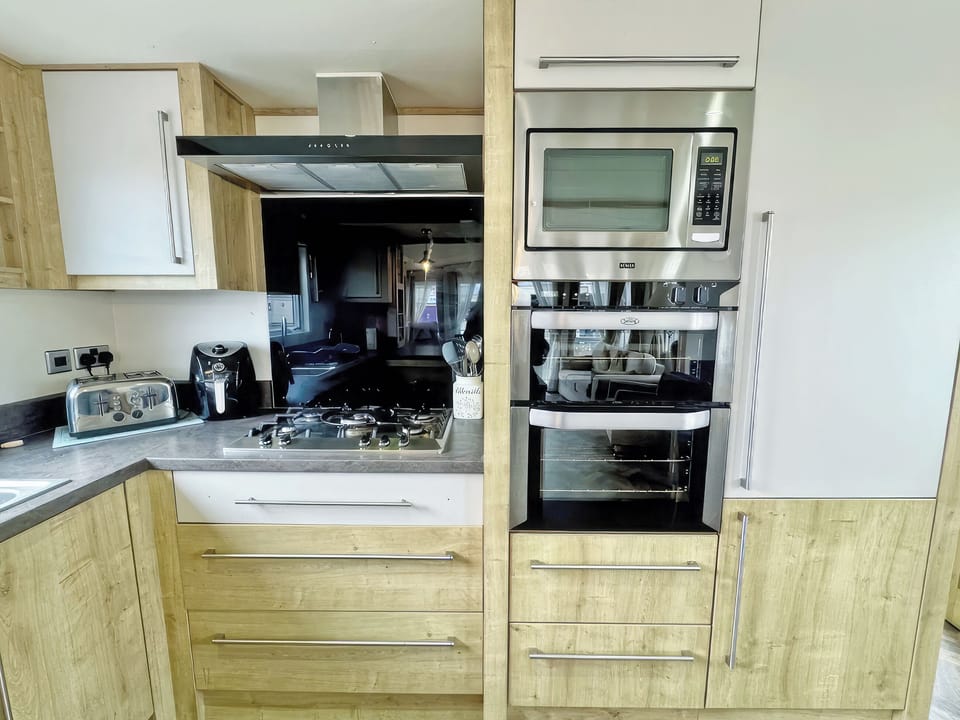 Kitchen area | ABI Westwood - Golden Gate Holidays, Towyn