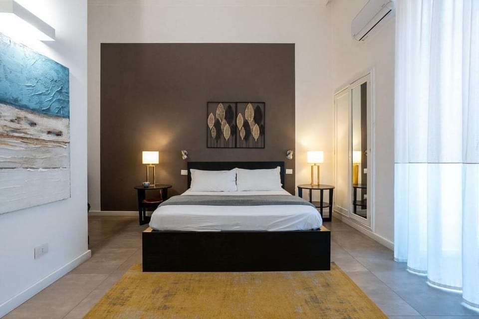 Camera Matrimoniale Spaziosa con Balcone | Soundproofing, WiFi (free)
