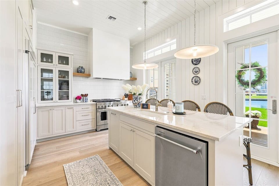 Kitchen, 1st Floor - With lake views!