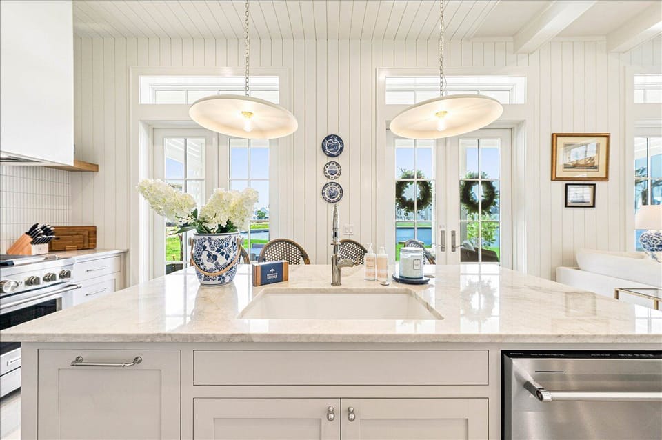 Kitchen, 1st Floor - With lakeside views.