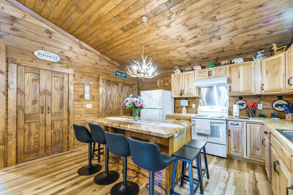 House (3 Bedrooms) | Interior