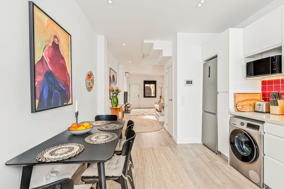 Studio (3 Bedrooms) | Interior