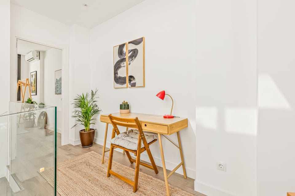 Studio (3 Bedrooms) | Interior