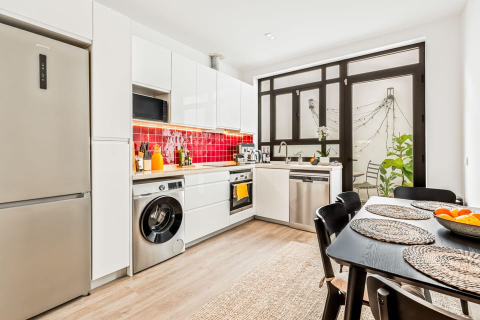 Studio (3 Bedrooms) | Interior