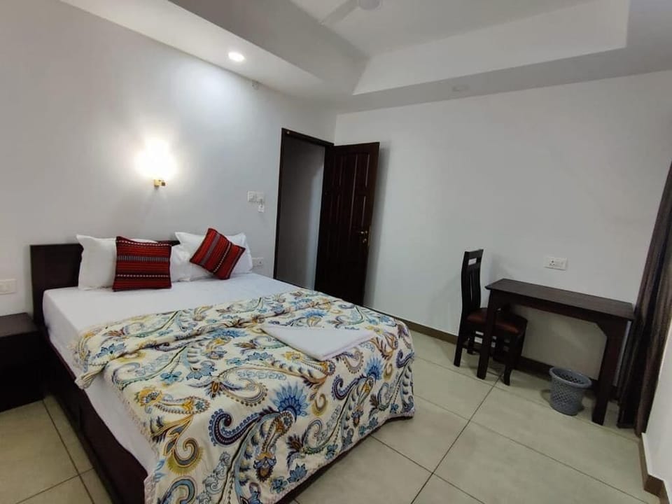 Deluxe Double Room, Courtyard View | WiFi (free)