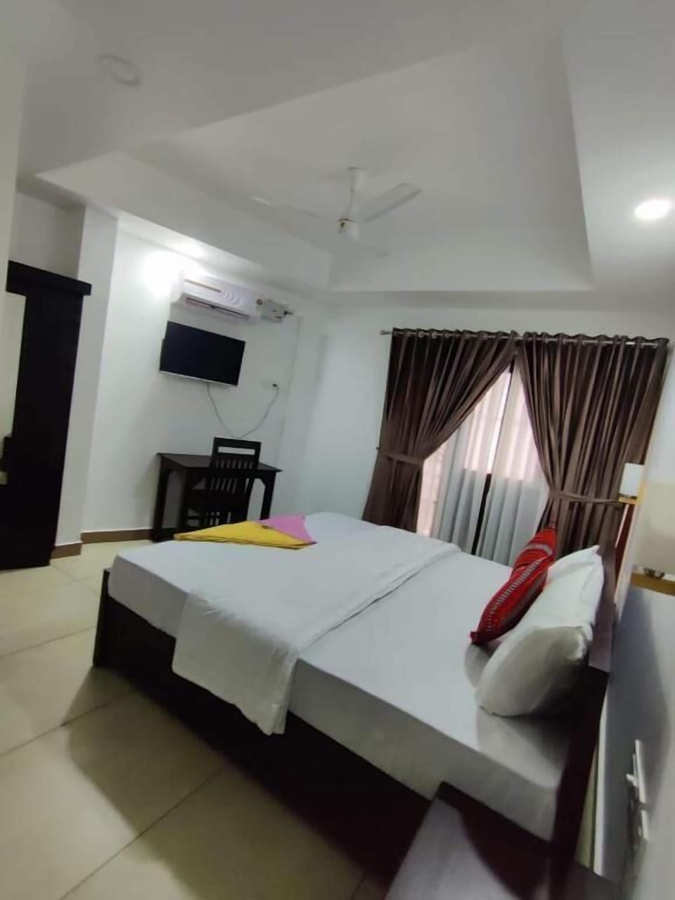 Deluxe Double Room, Courtyard View | WiFi (free)