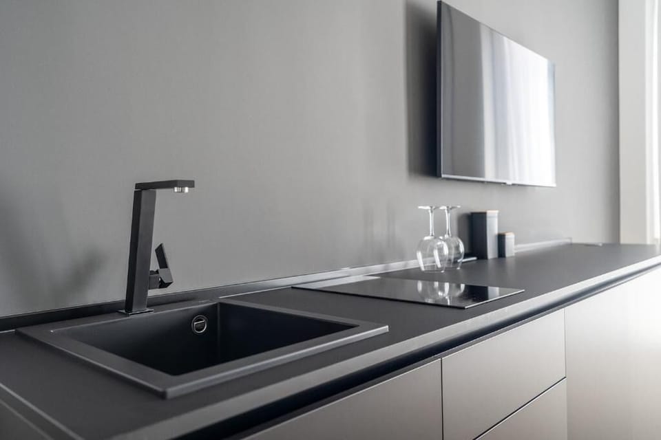 Appartamento 3 | Private kitchen | Espresso maker, coffee/tea maker, electric kettle