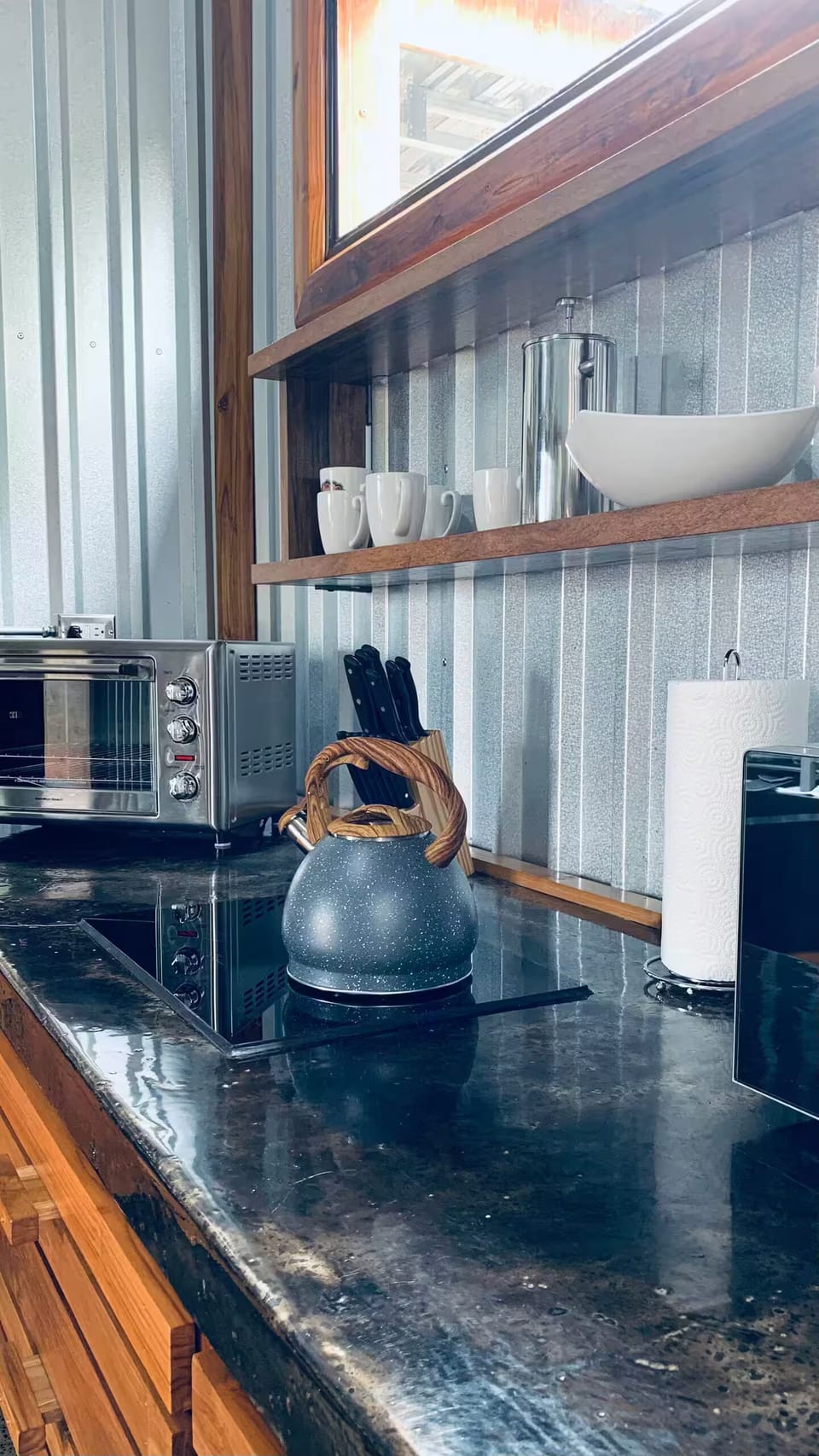 Induction cooktop