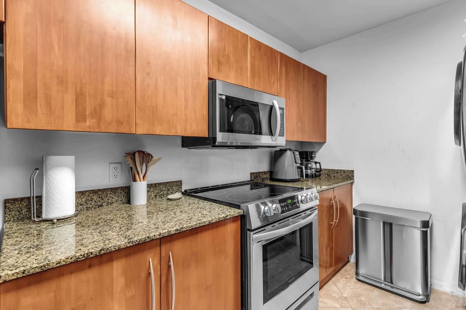 Condo, Multiple Beds (Brickell Bay View) | Private kitchen