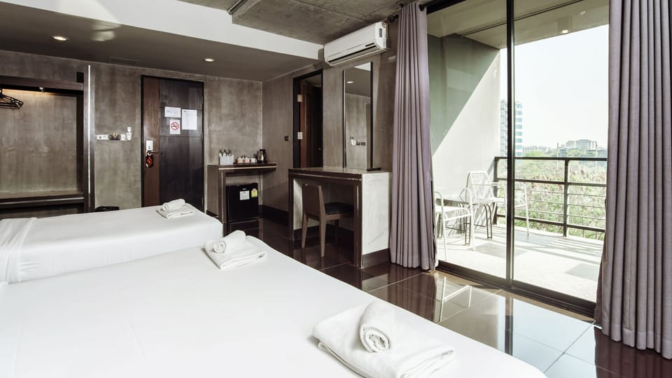 Luxury Triple Room | View from room