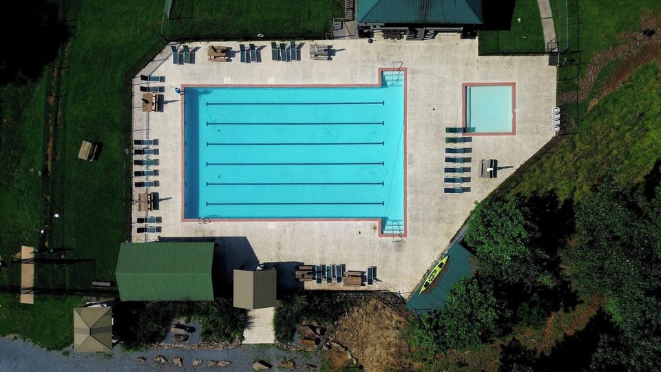 Riverside Pool