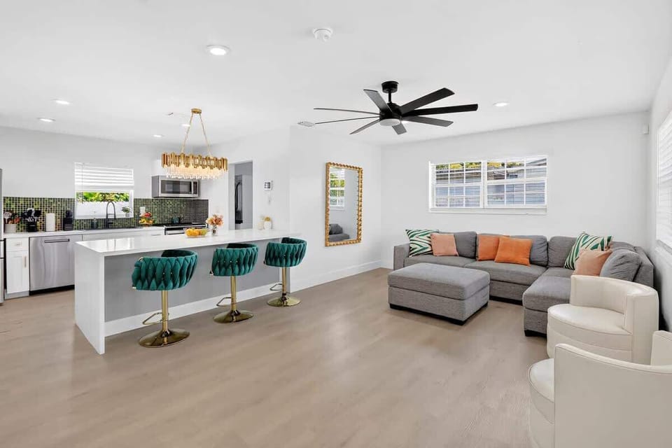 Bright and spacious living room with Smart TV and comfortable seating